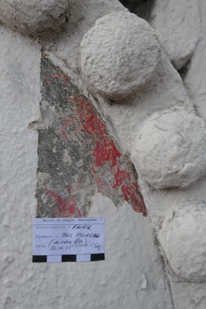 Sondage de la façade de la Maison du Peuple, à Montegnée